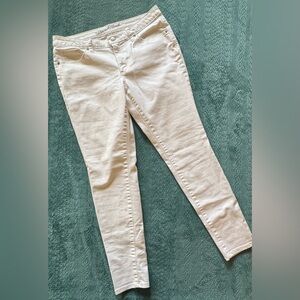 Universal Thread Women's white Skinny Jeans
